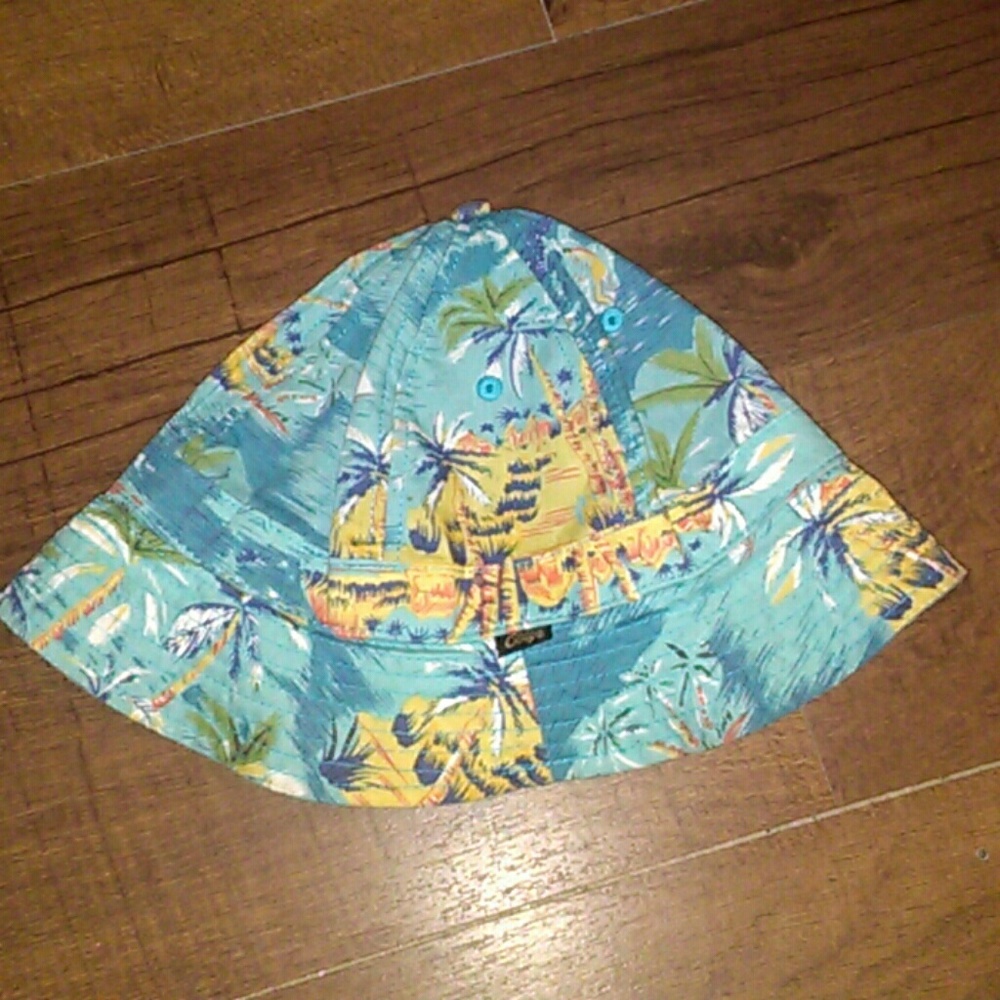Obey bucket hat